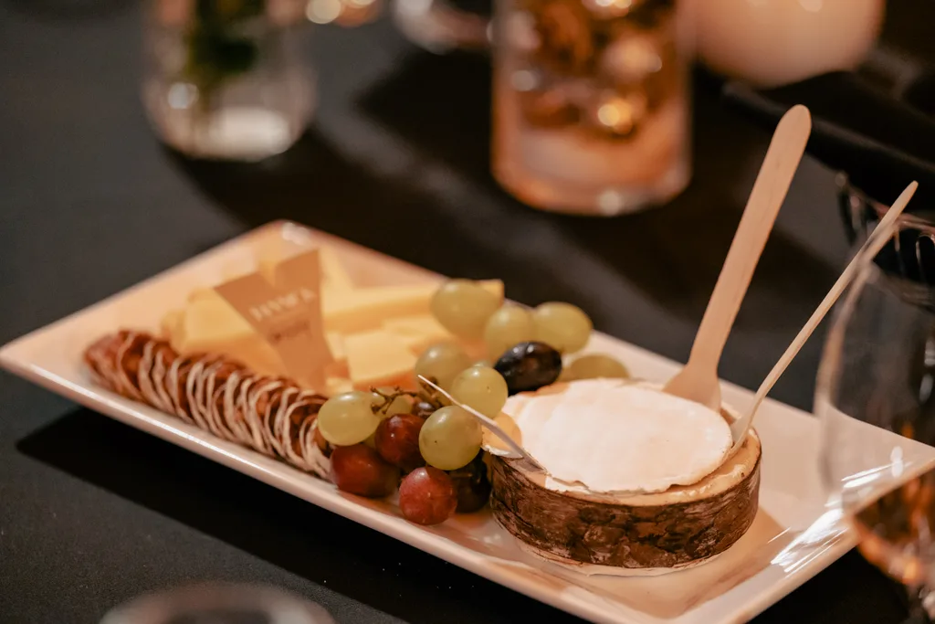 Soirée Vins et Fromages 2025 de l'ICSTA Québec